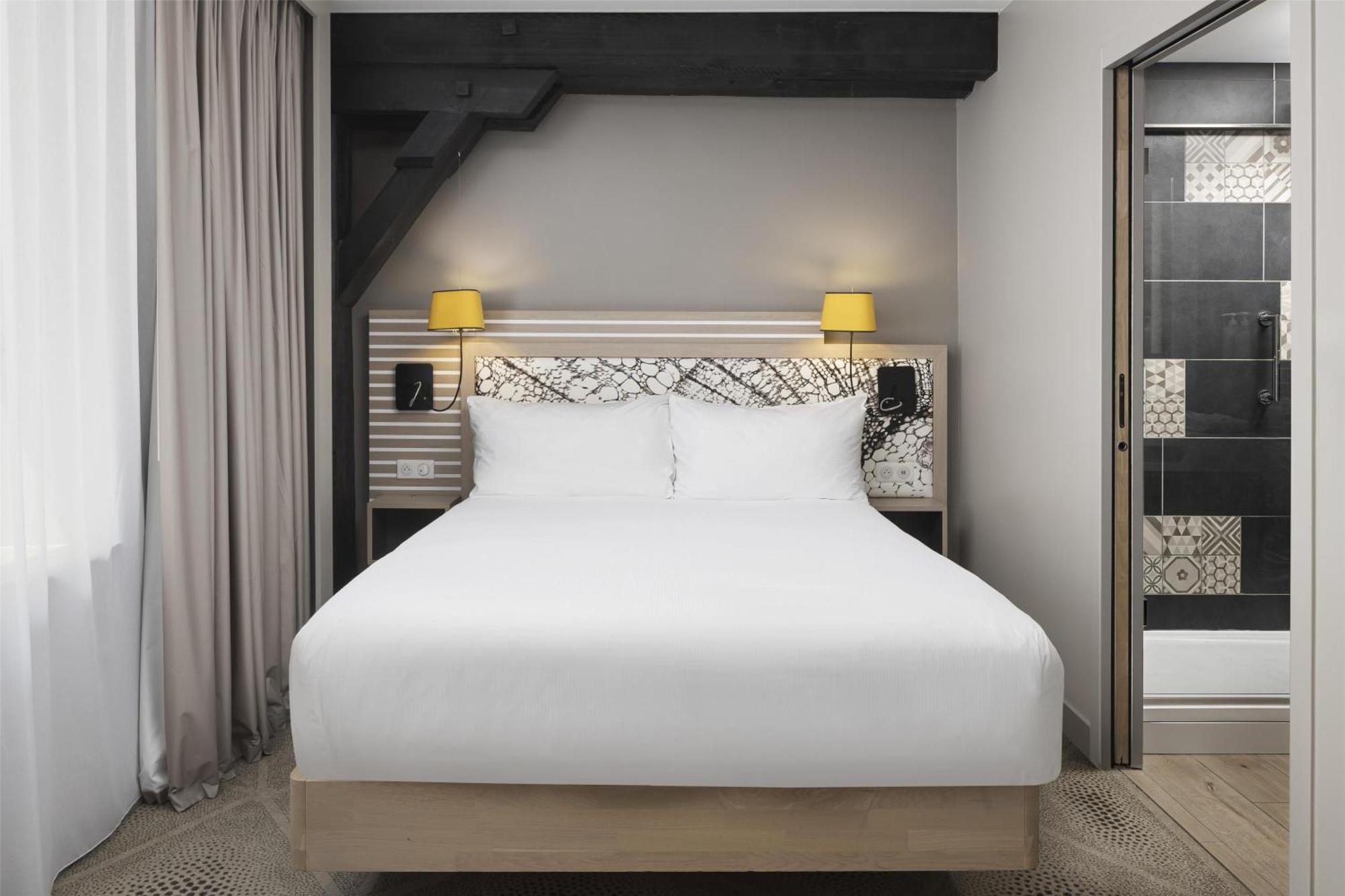 Hilton Garden La Hotel