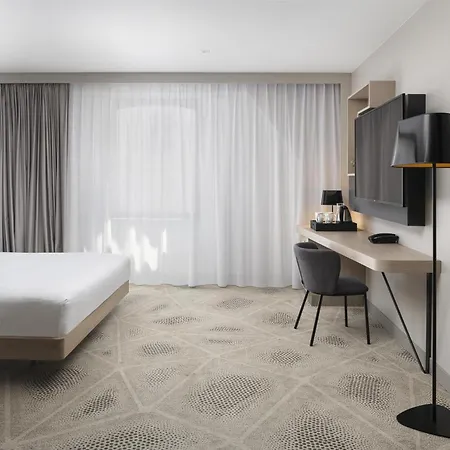 Hotel Hilton Garden La Parigi