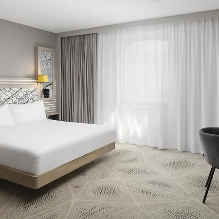 Hilton Garden La
